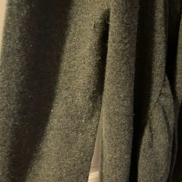 Women’s Olive Green Cashmere sweater size M Pink Pineapple - Picture 5 of 8